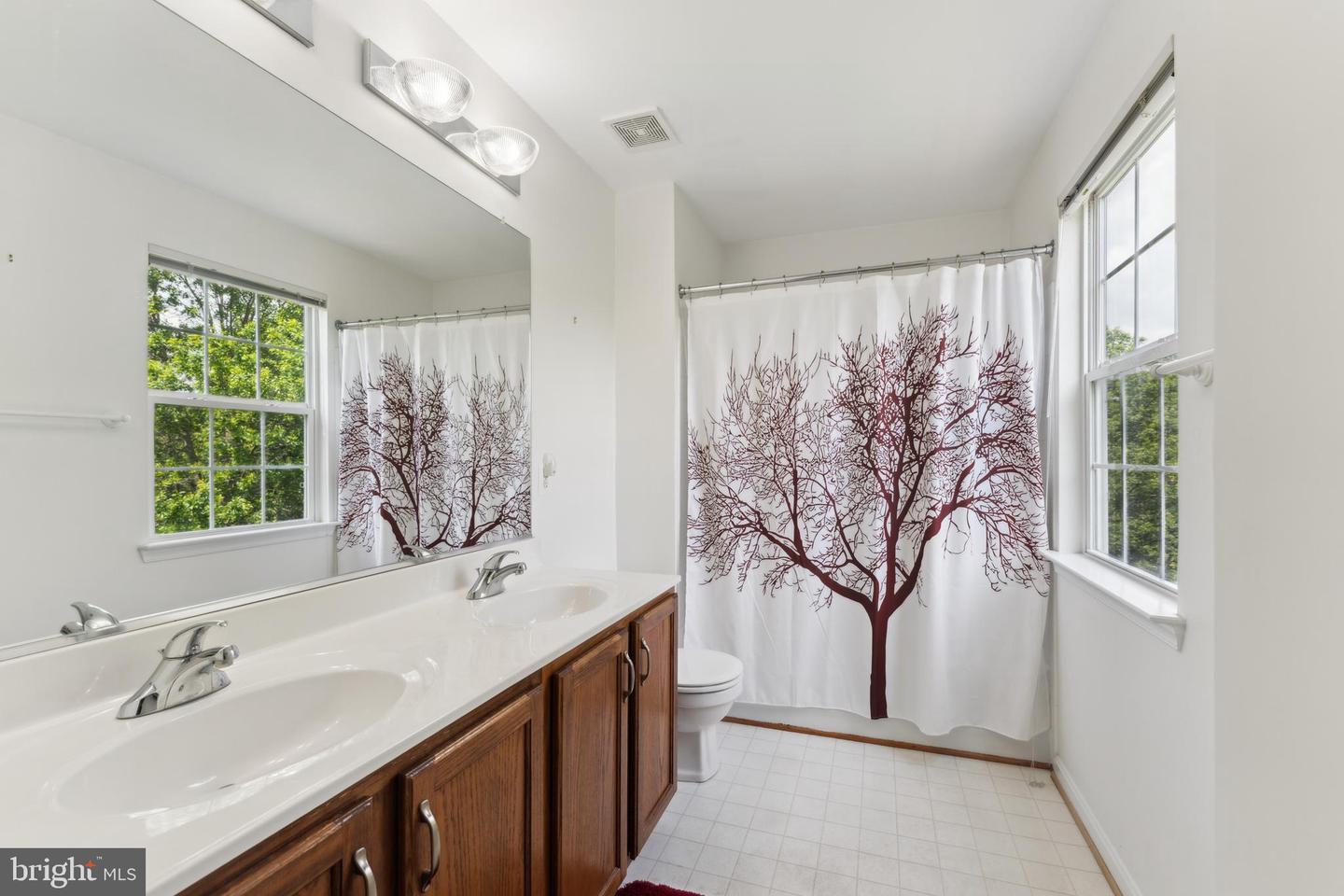 35934 Newberry Crossing Pl