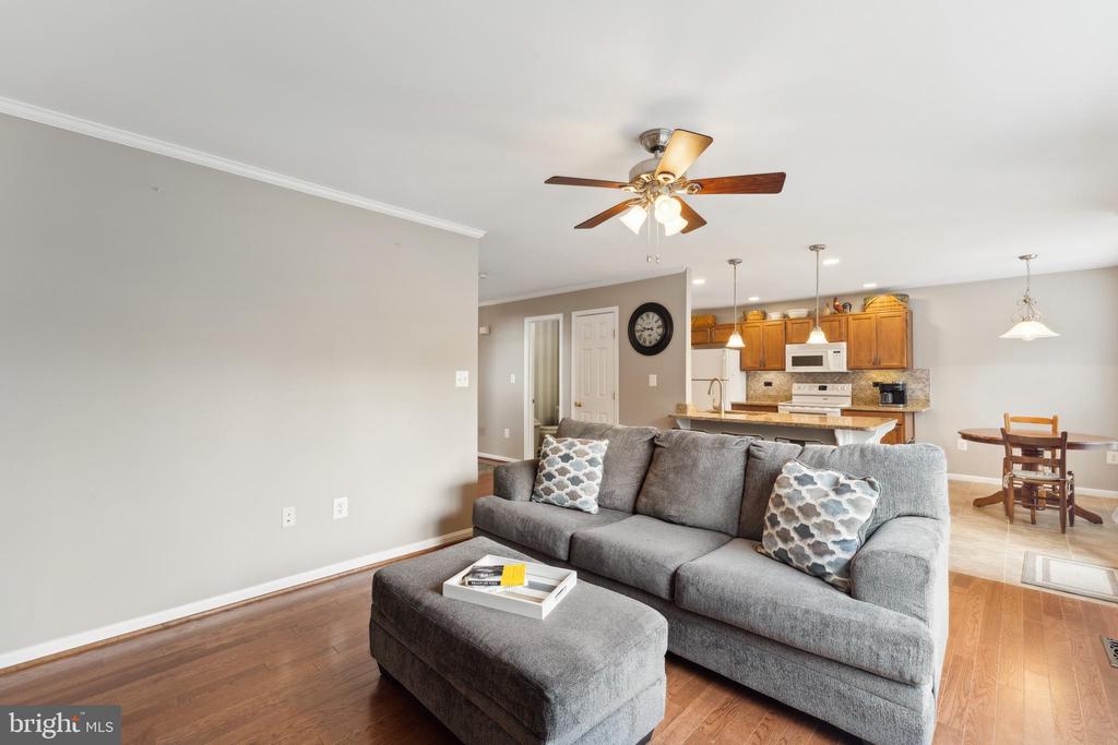 35934 Newberry Crossing Pl