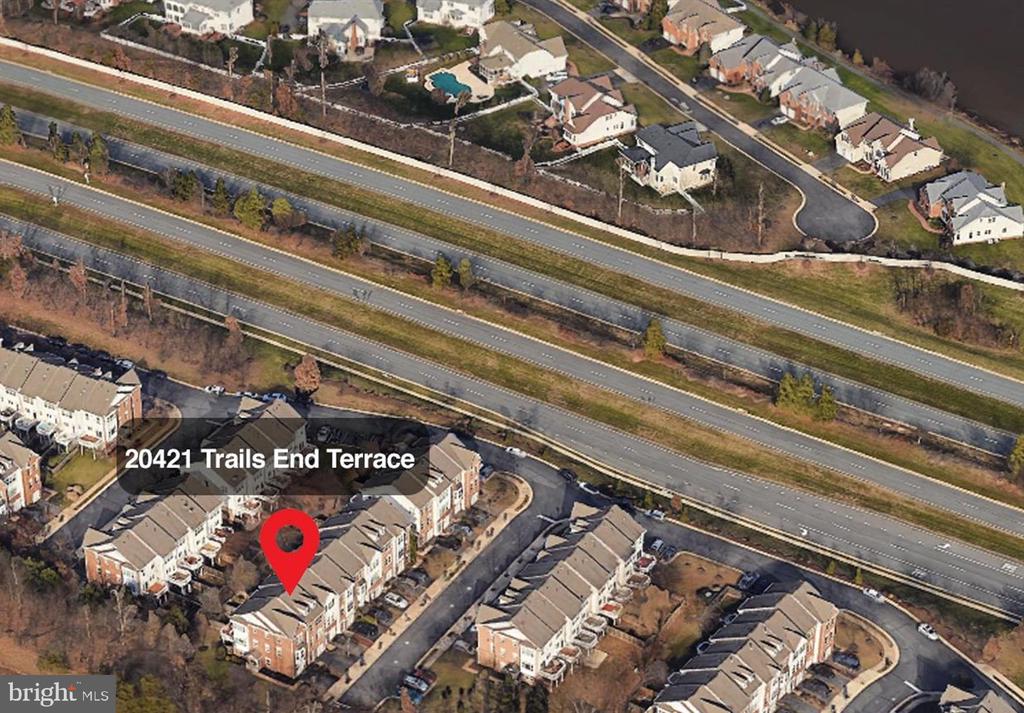 20421 TRAILS END TER