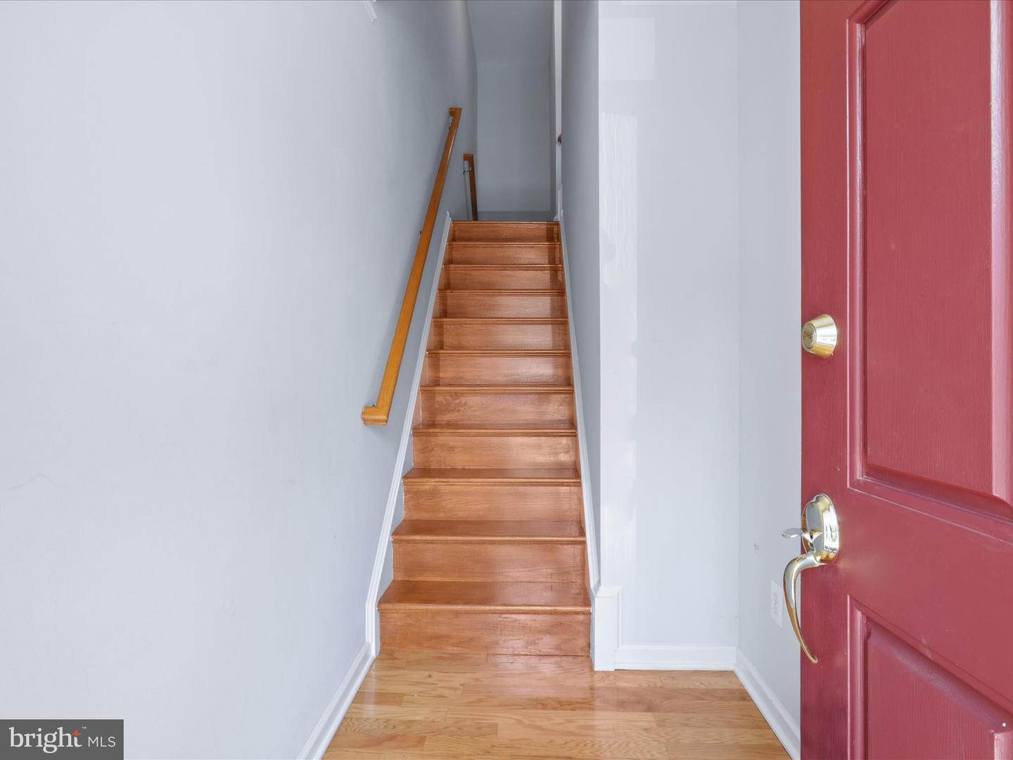 20421 TRAILS END TER