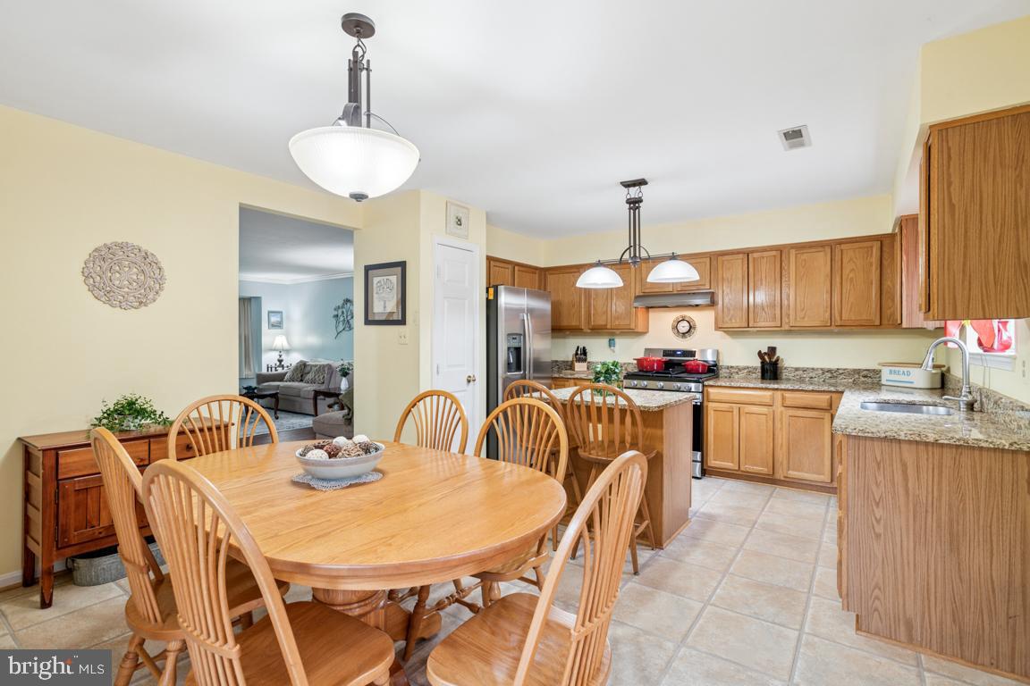 136 CONNERY TERRACE SW