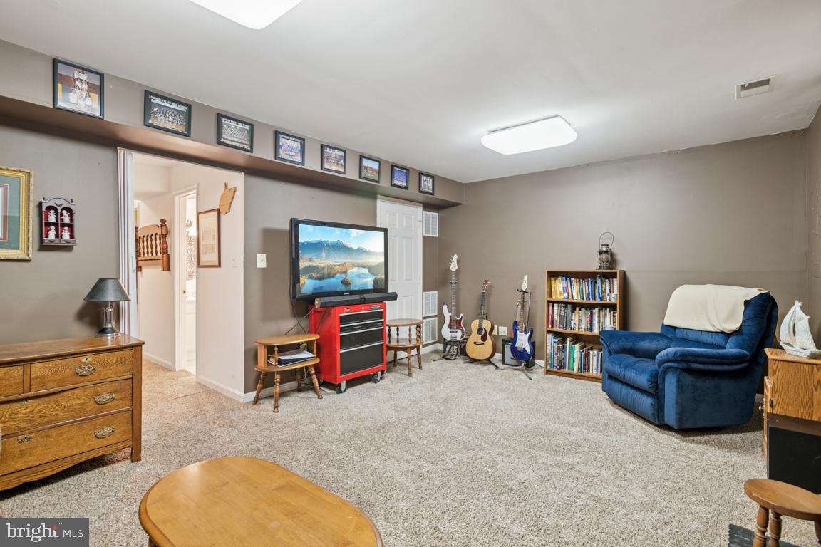 136 CONNERY TERRACE SW