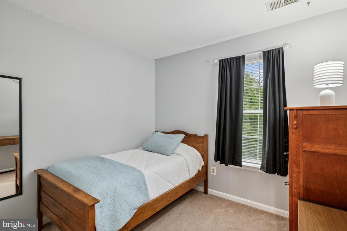 136 CONNERY TERRACE SW