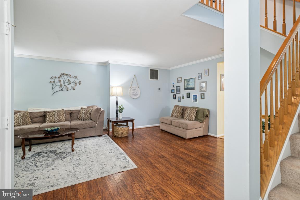 136 CONNERY TERRACE SW
