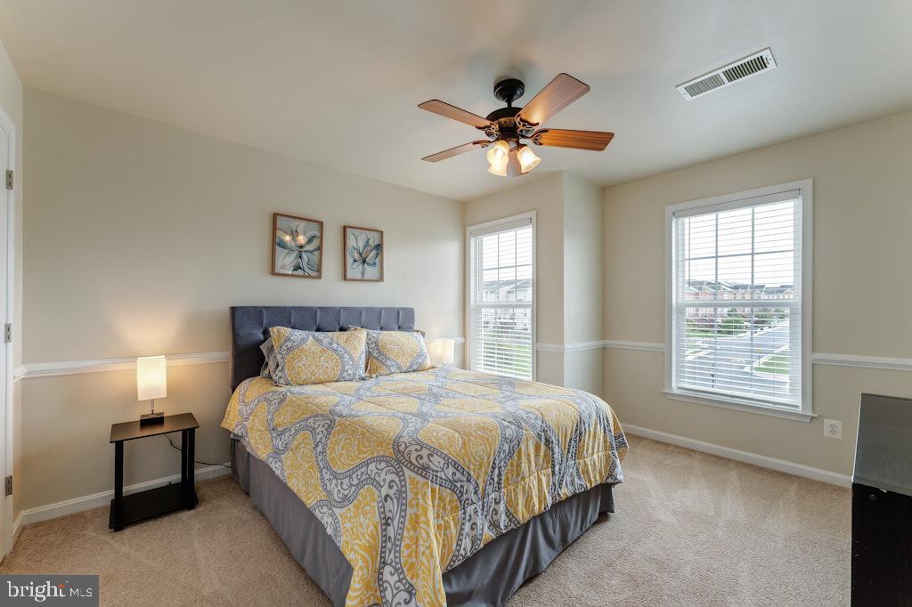 25119 Sweetspire Sq