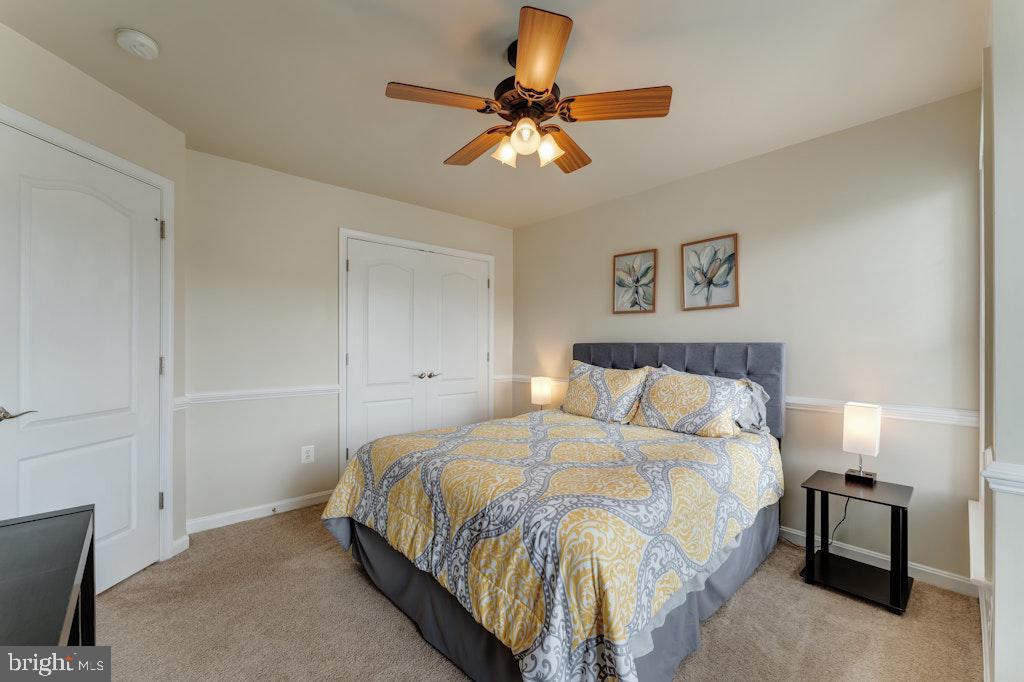 25119 Sweetspire Sq