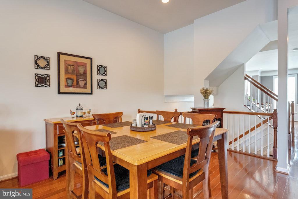 25119 Sweetspire Sq