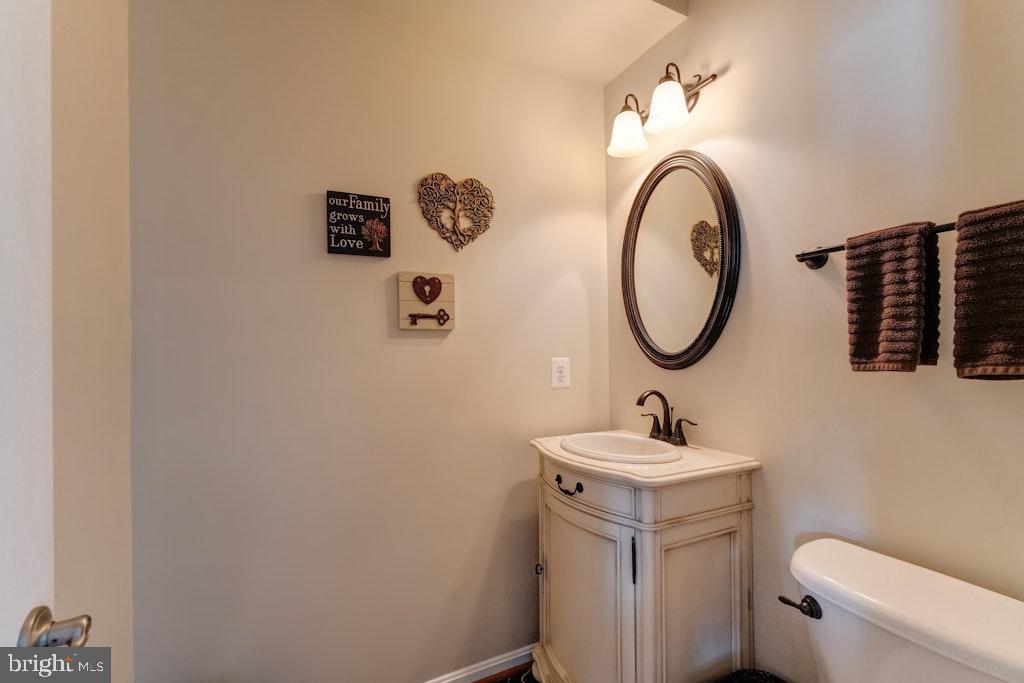 25119 Sweetspire Sq