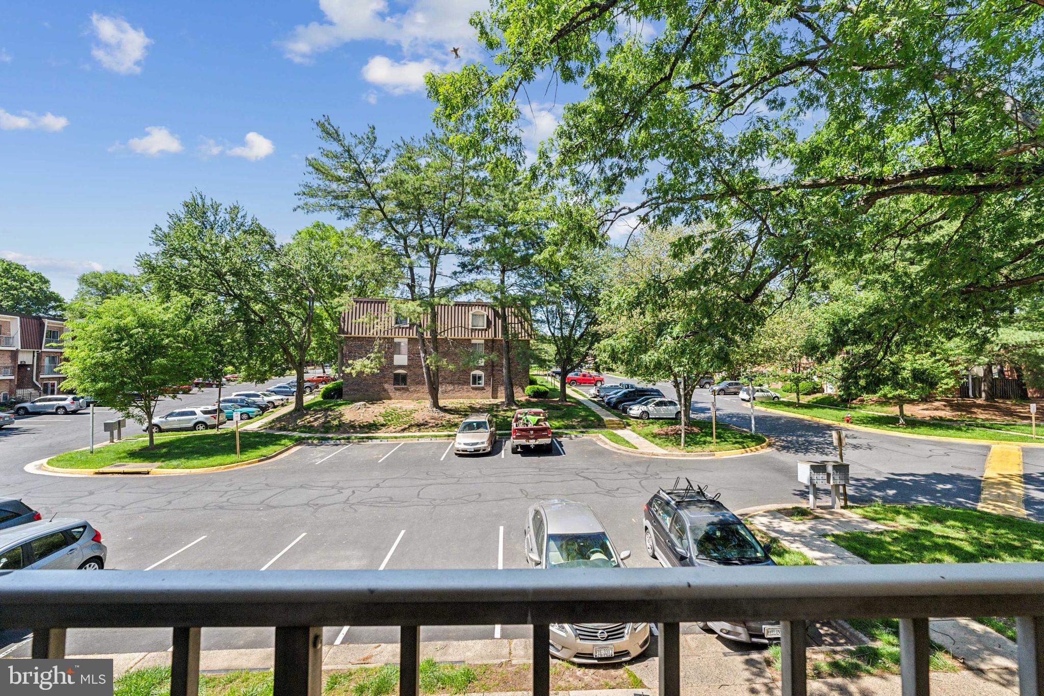 420 E Cornell Dr #8