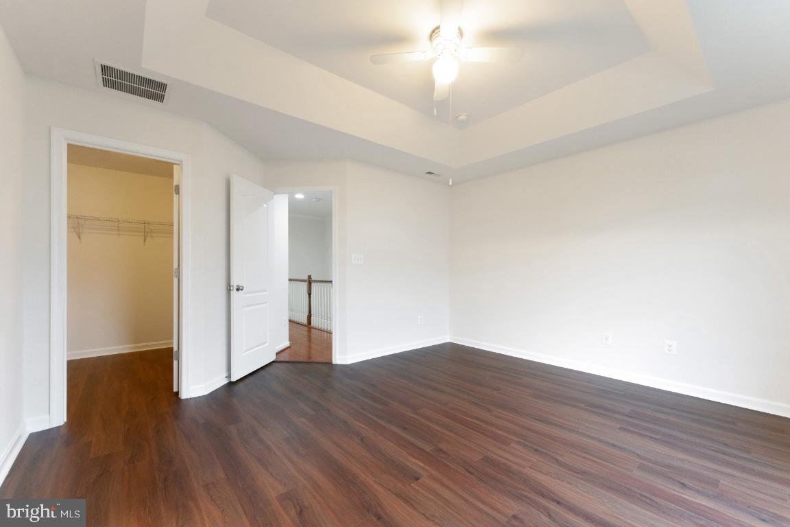 25120 SWEET MYRTLE SQUARE