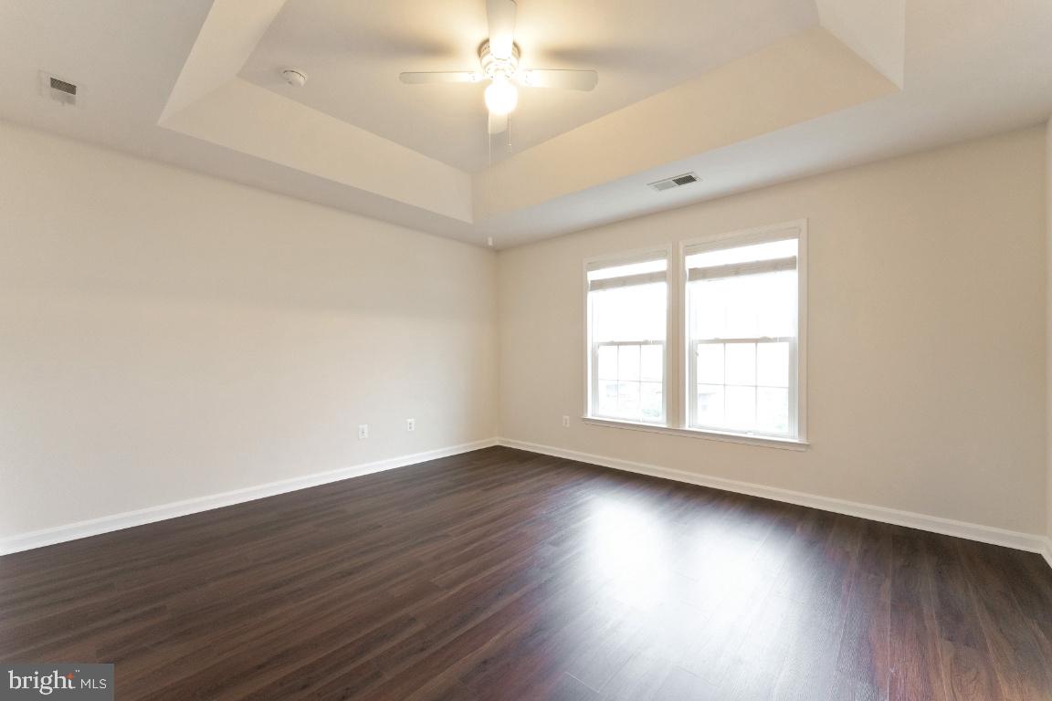 25120 SWEET MYRTLE SQUARE