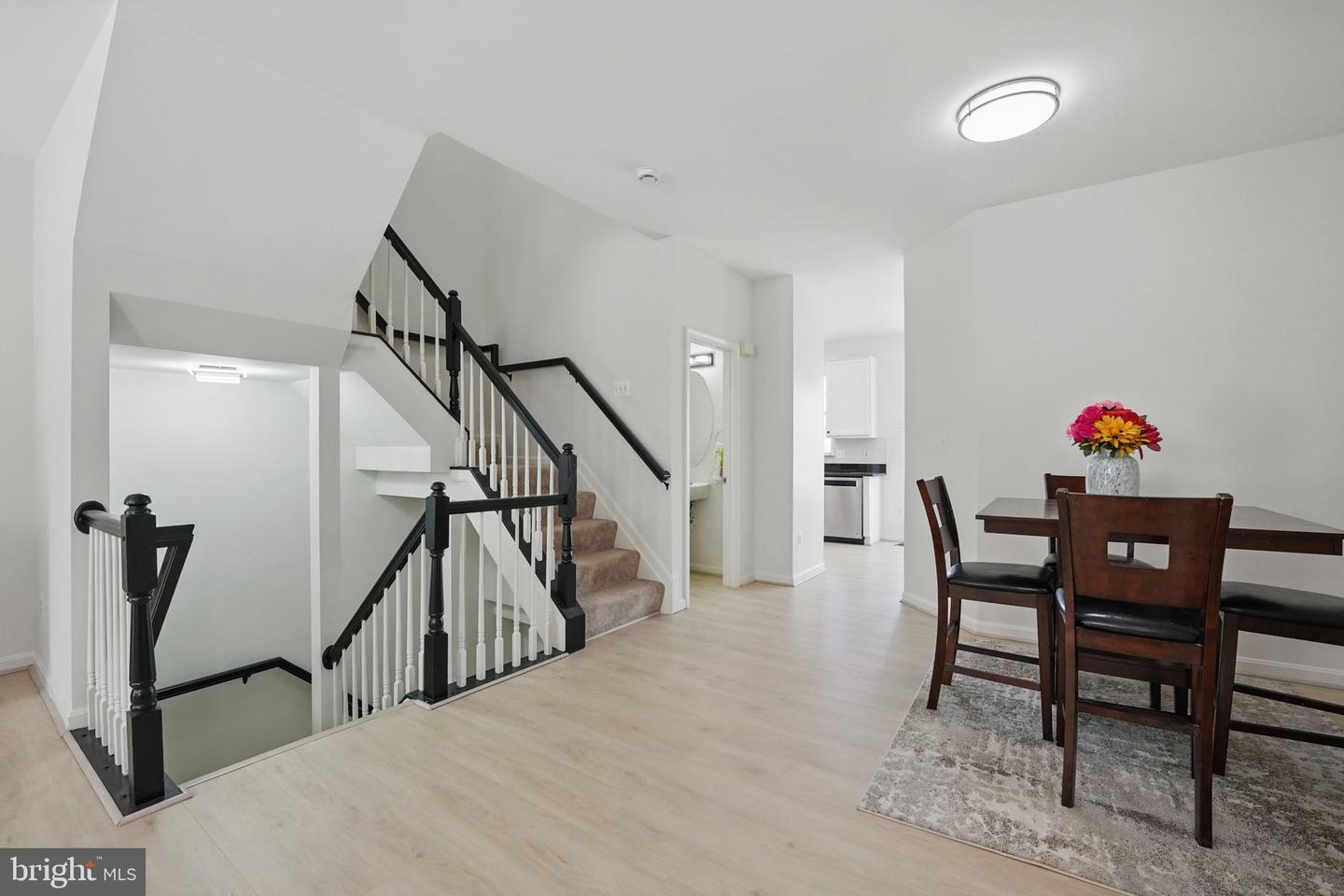 21748 Kings Crossing Ter