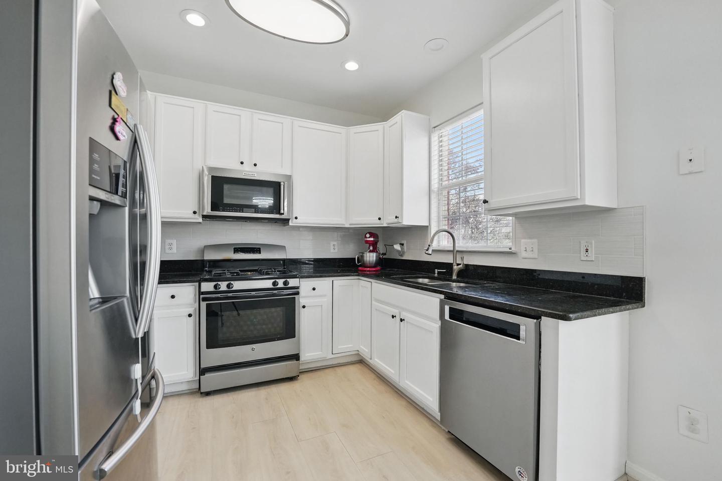 21748 Kings Crossing Ter