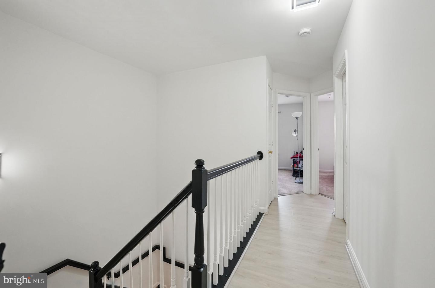 21748 Kings Crossing Ter