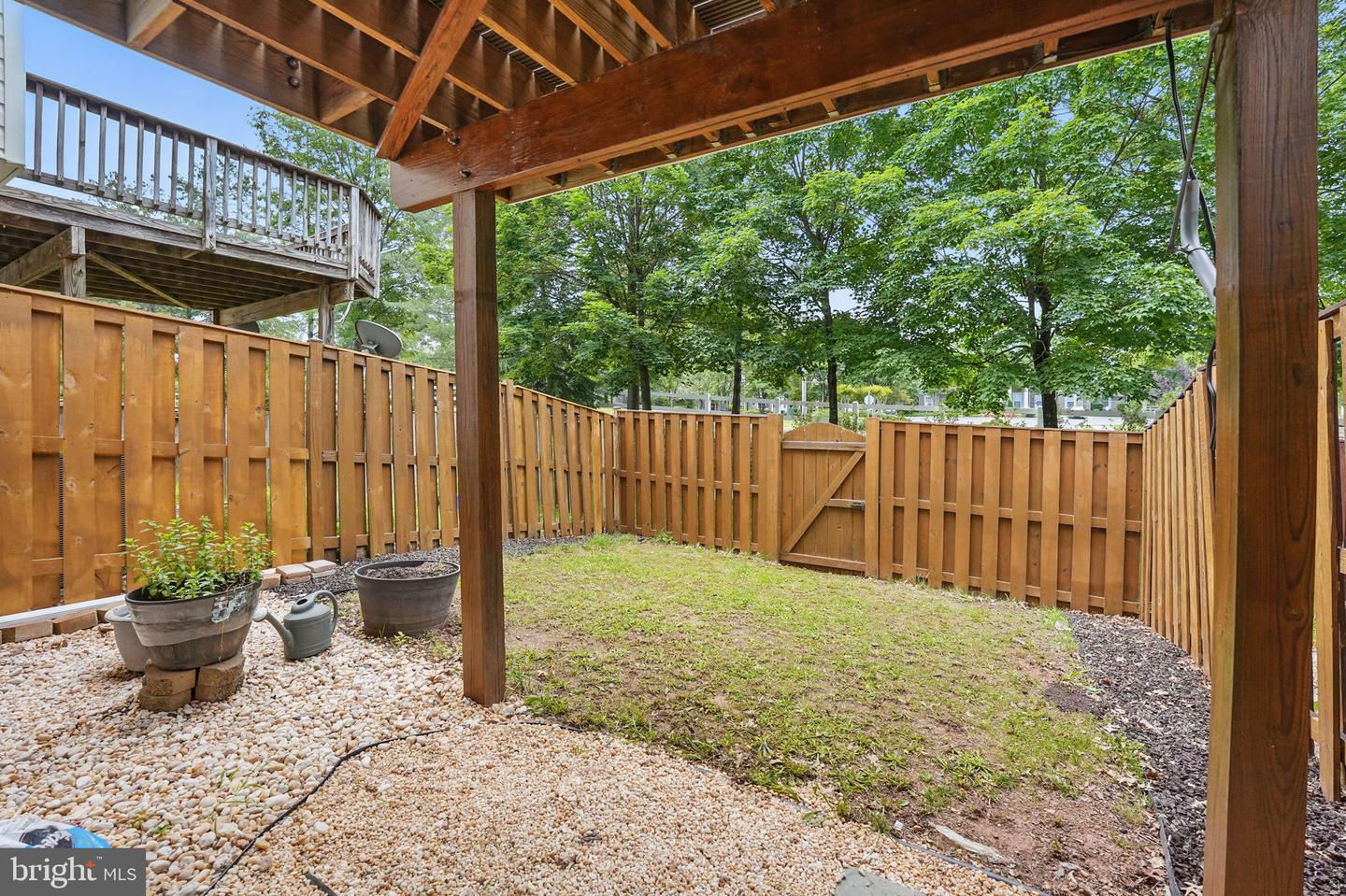 21748 Kings Crossing Ter