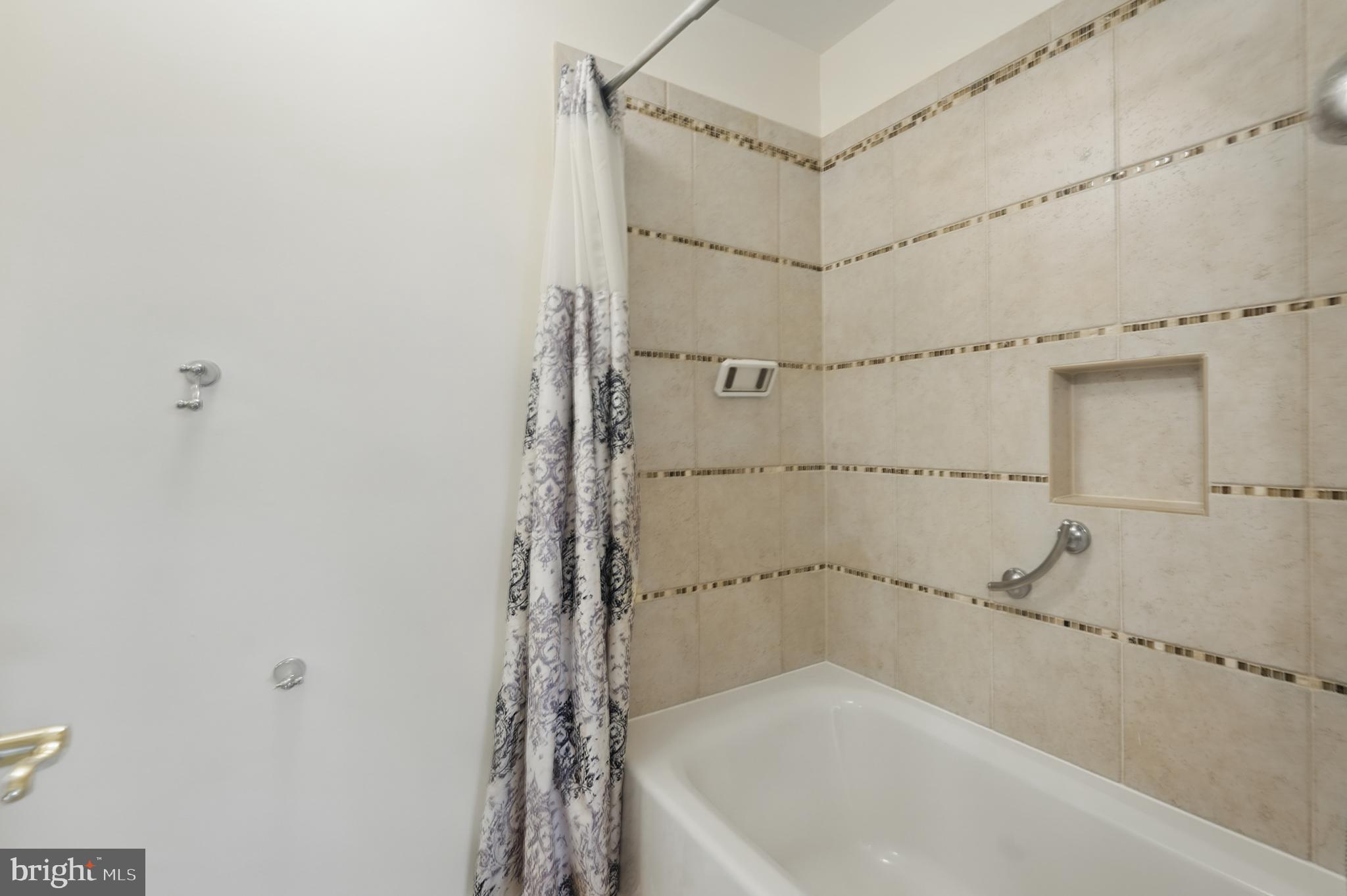 19885 NAPLES LAKES TERRACE