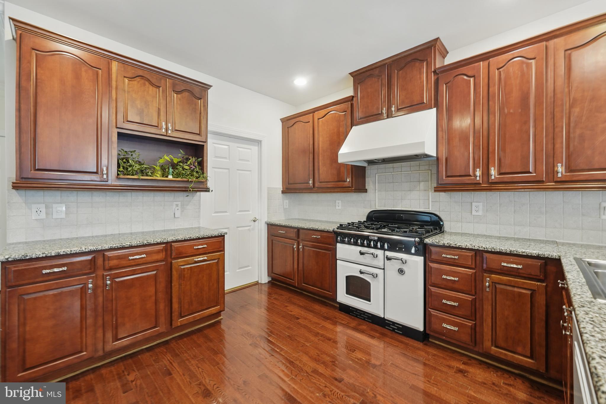 19885 NAPLES LAKES TERRACE