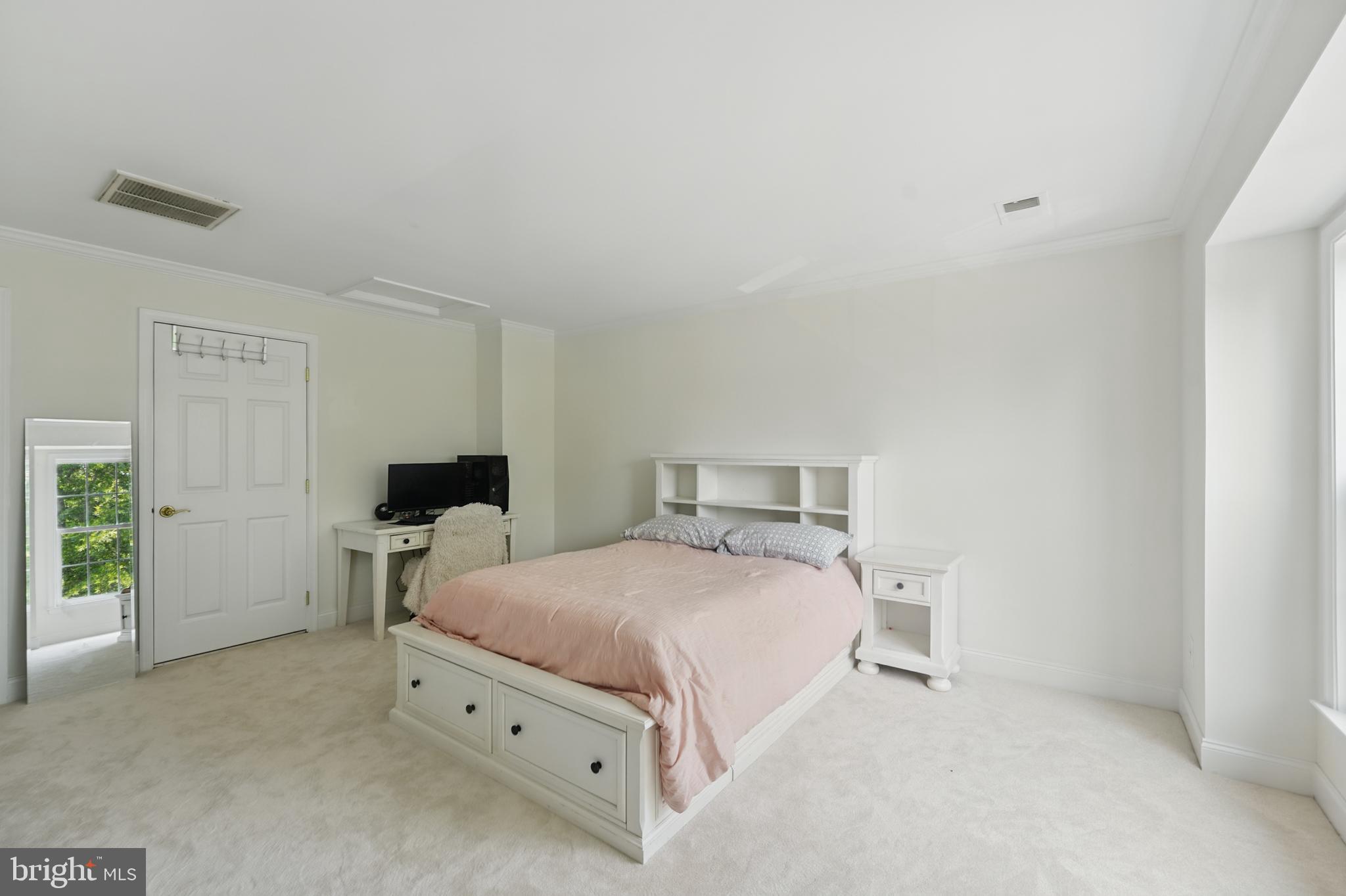 19885 NAPLES LAKES TERRACE