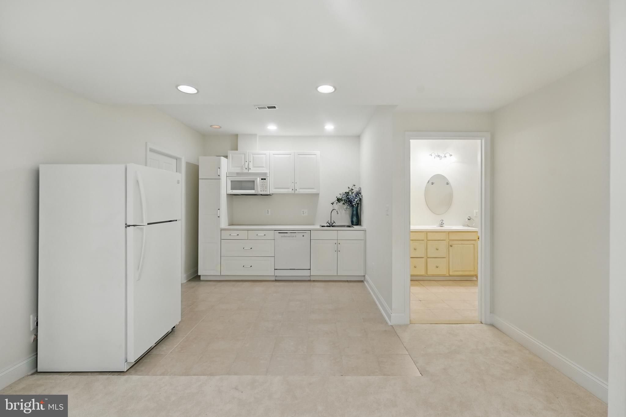 19885 NAPLES LAKES TERRACE