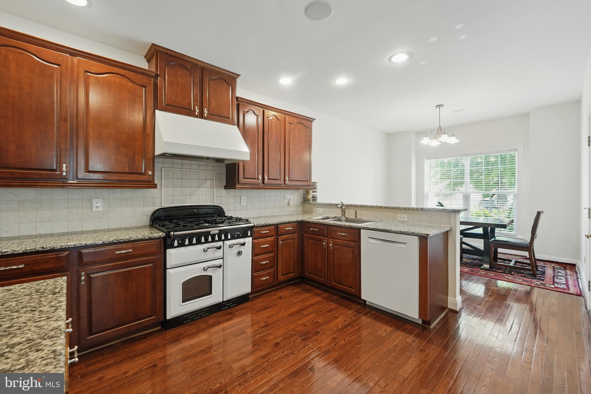 19885 NAPLES LAKES TERRACE