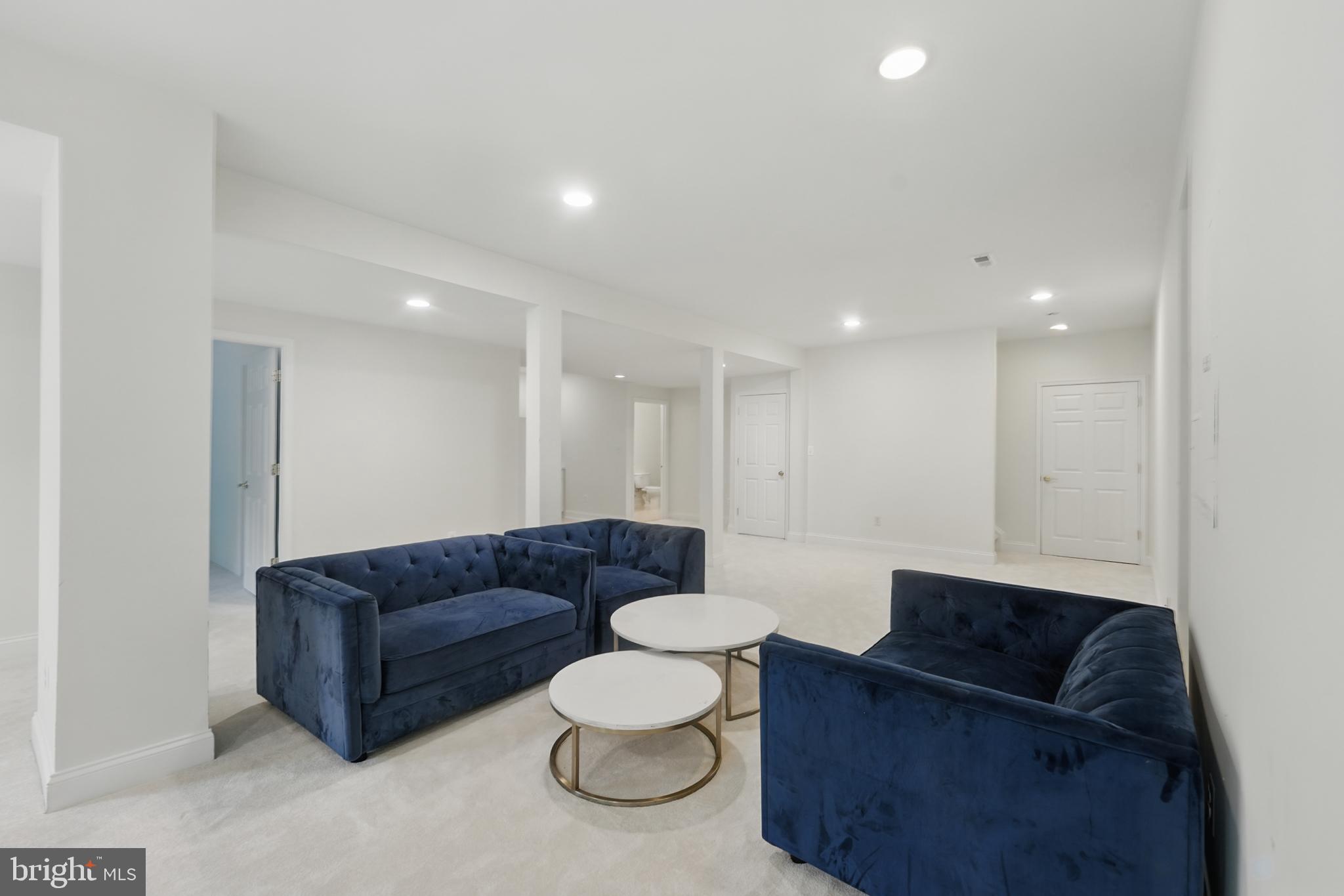 19885 NAPLES LAKES TERRACE