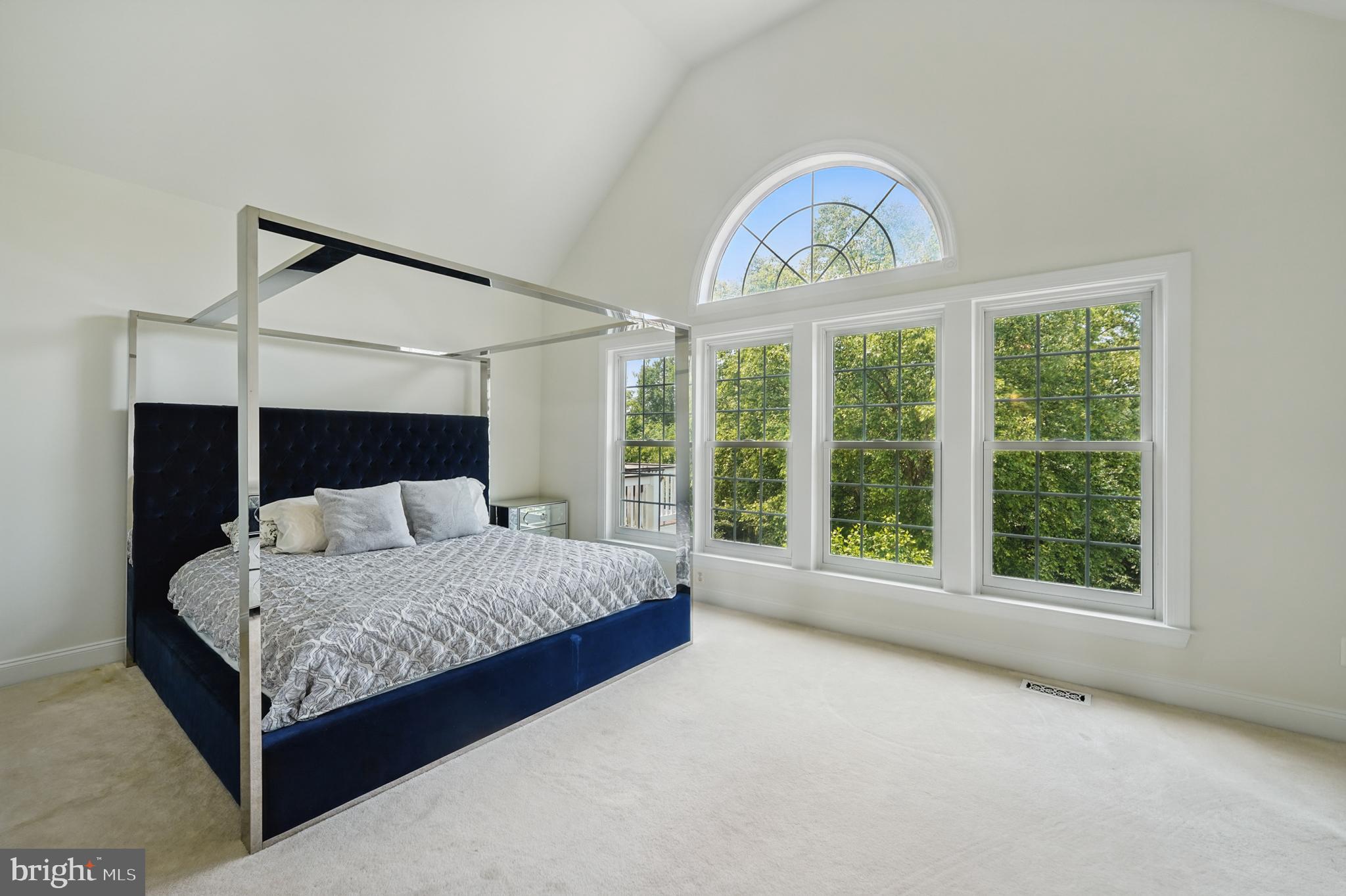 19885 NAPLES LAKES TERRACE