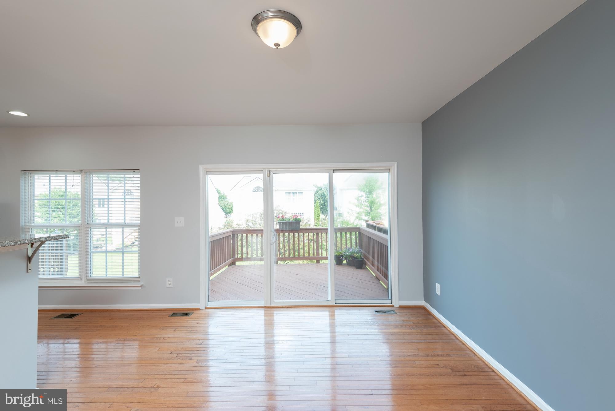 42724 ROLLING ROCK SQ