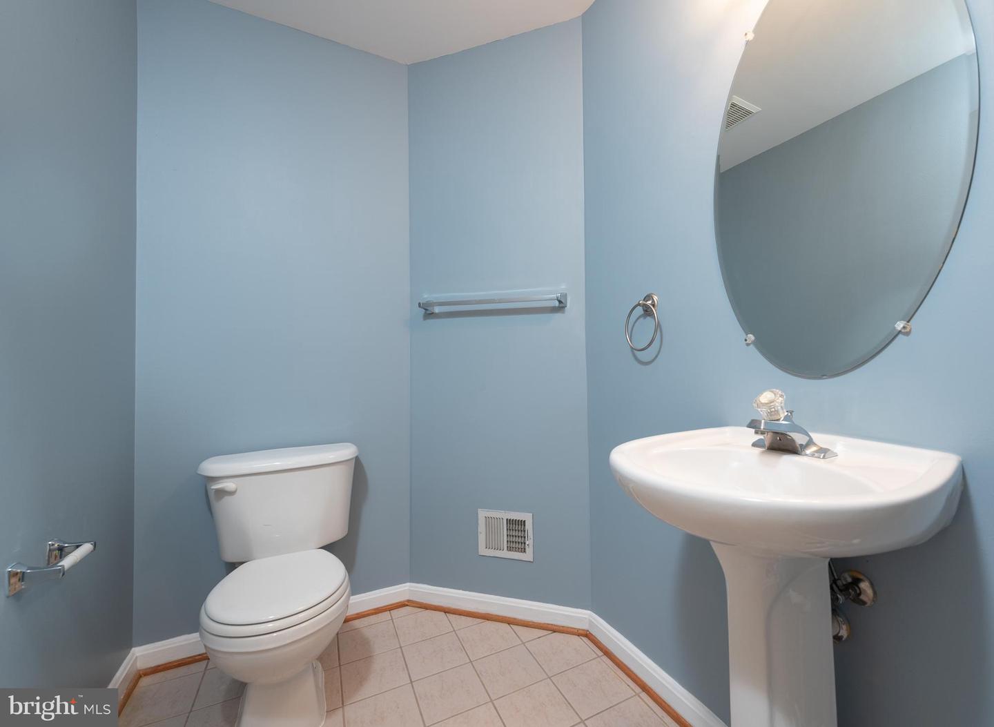 42724 ROLLING ROCK SQ