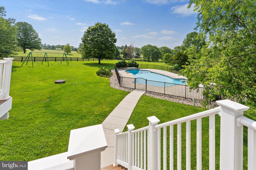 17760 Julie Ann Ct