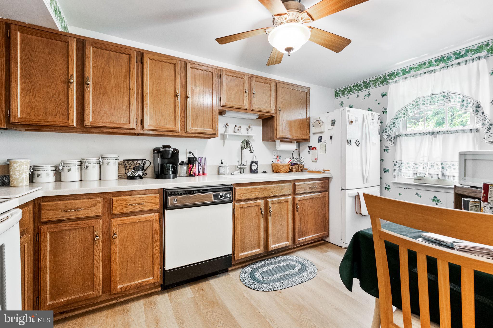 49 Huntley Ct