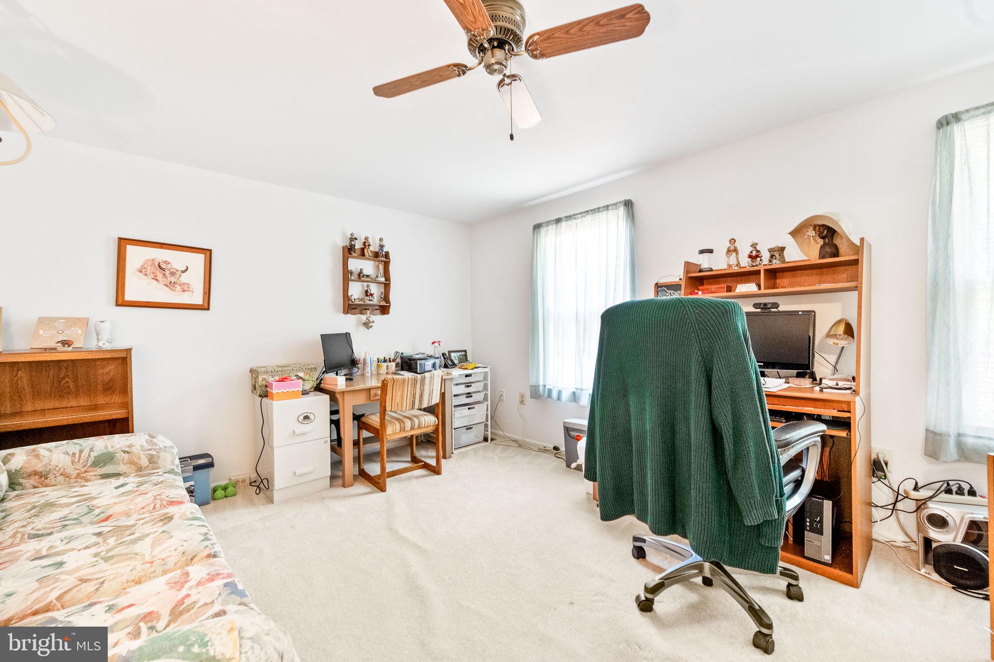 49 Huntley Ct