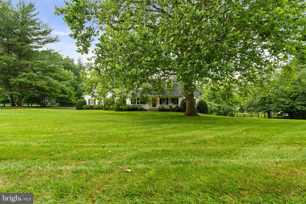 36983 Philomont Rd