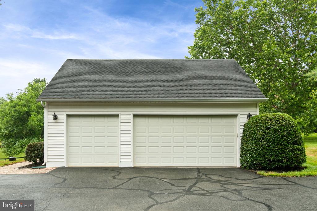 36983 Philomont Rd