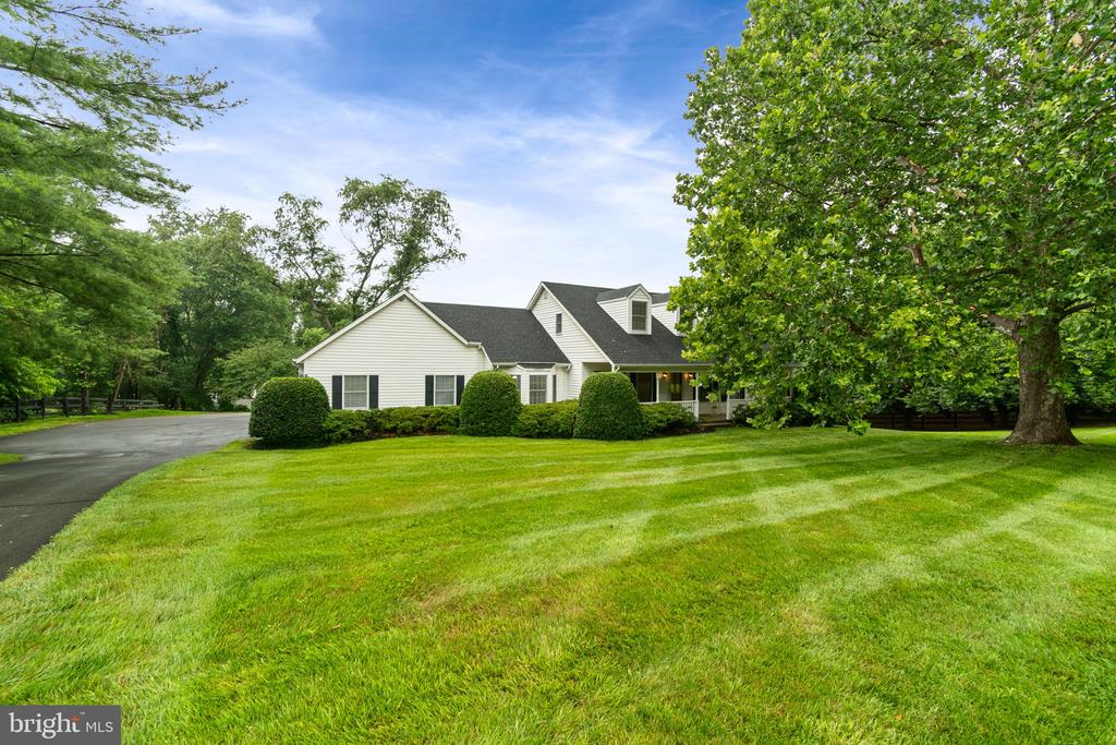36983 Philomont Rd