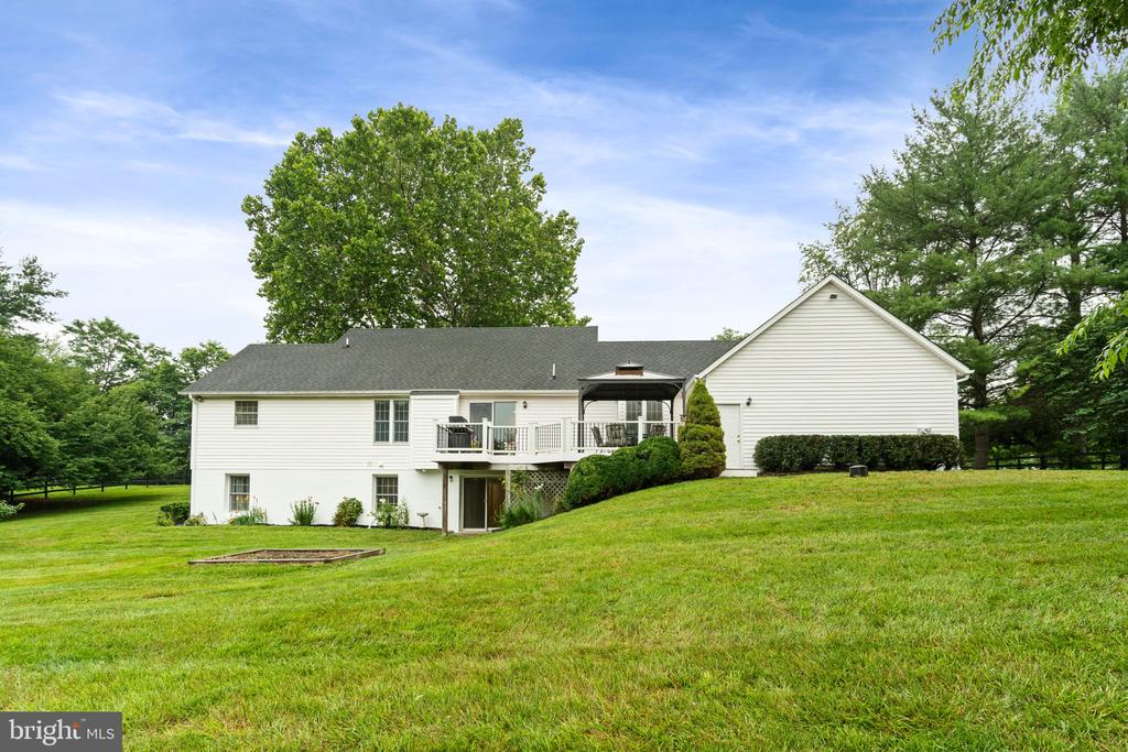 36983 Philomont Rd