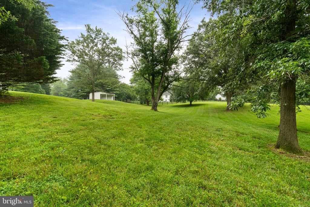 36983 Philomont Rd