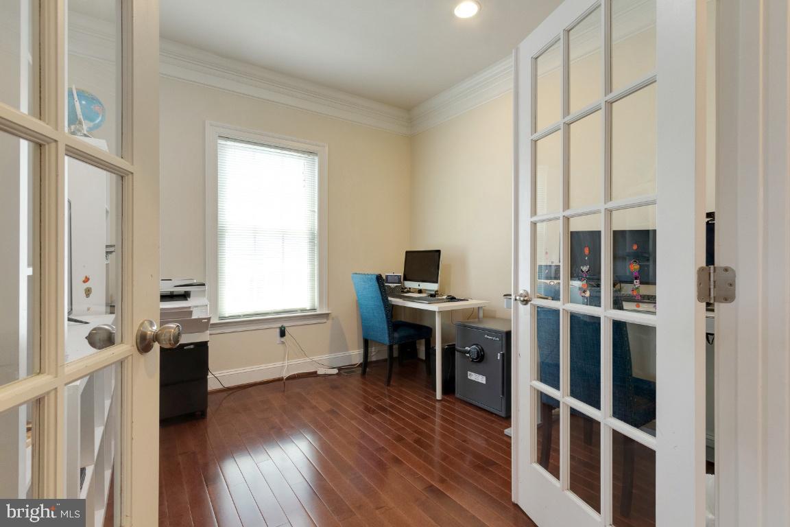 26030 BLACKBERRY KNOLL COURT