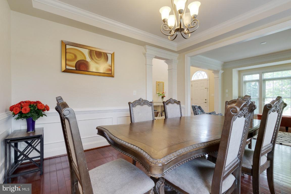 26030 BLACKBERRY KNOLL COURT