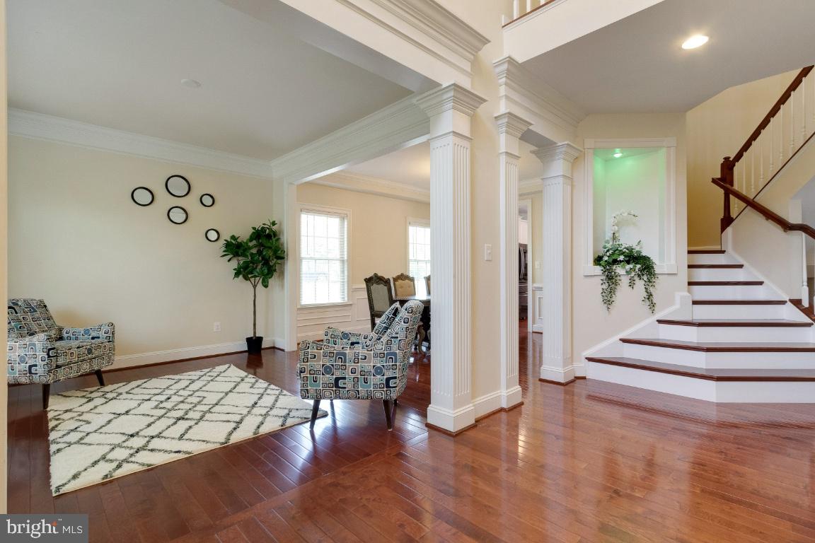 26030 BLACKBERRY KNOLL COURT