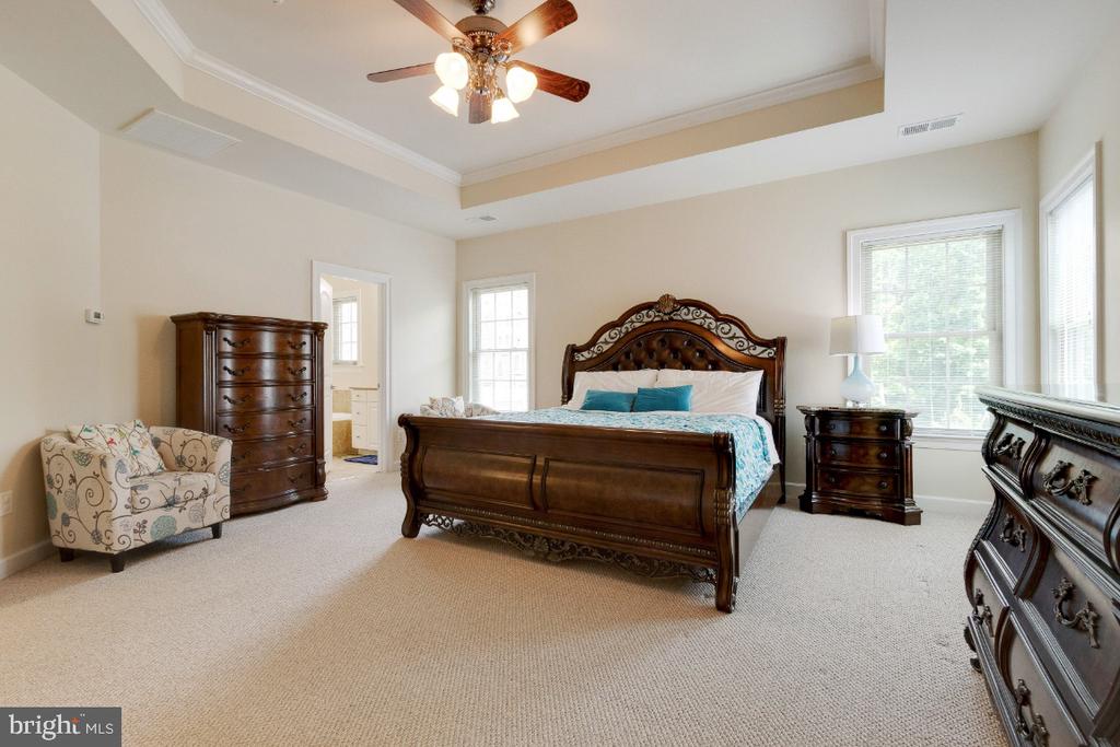 26030 BLACKBERRY KNOLL COURT
