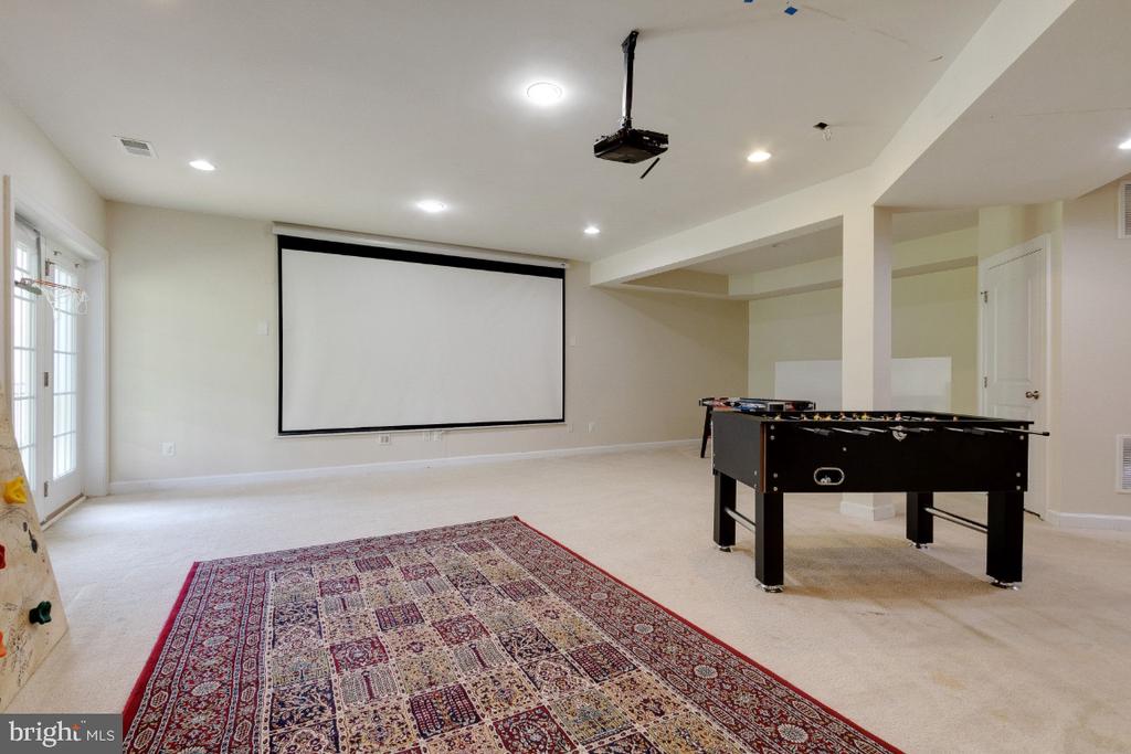 26030 BLACKBERRY KNOLL COURT