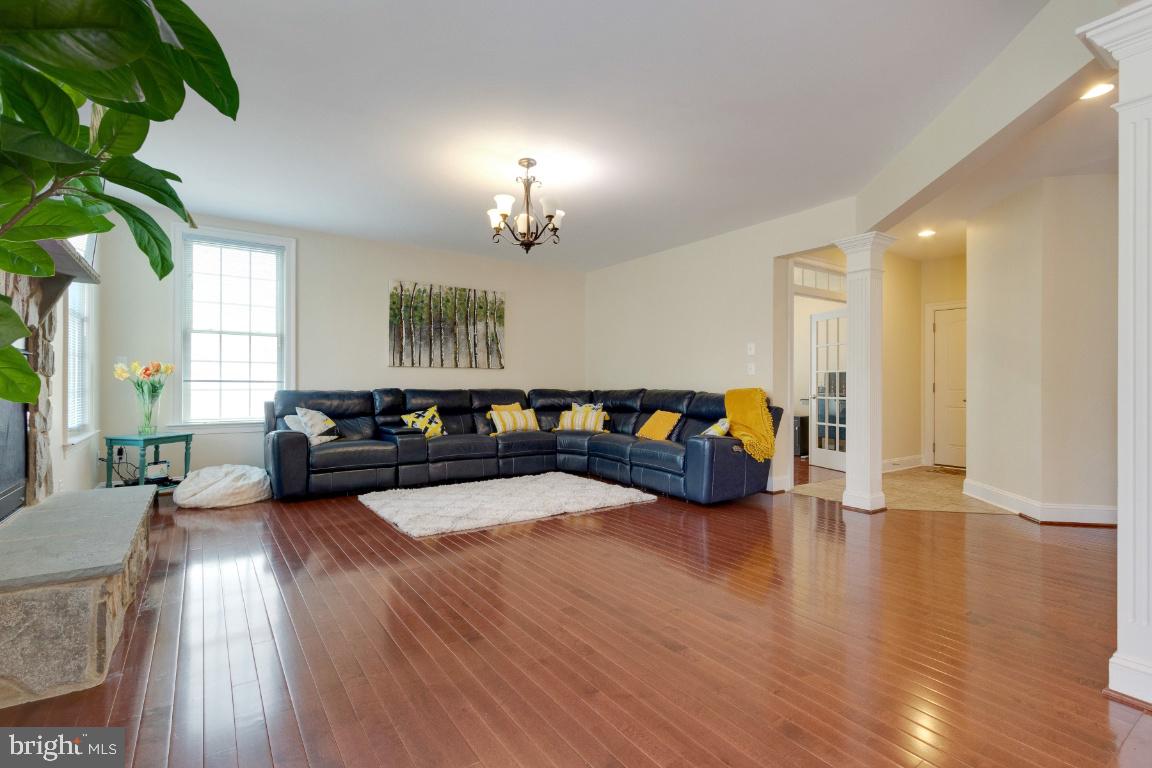 26030 BLACKBERRY KNOLL COURT