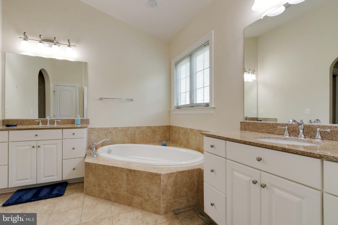 26030 BLACKBERRY KNOLL COURT