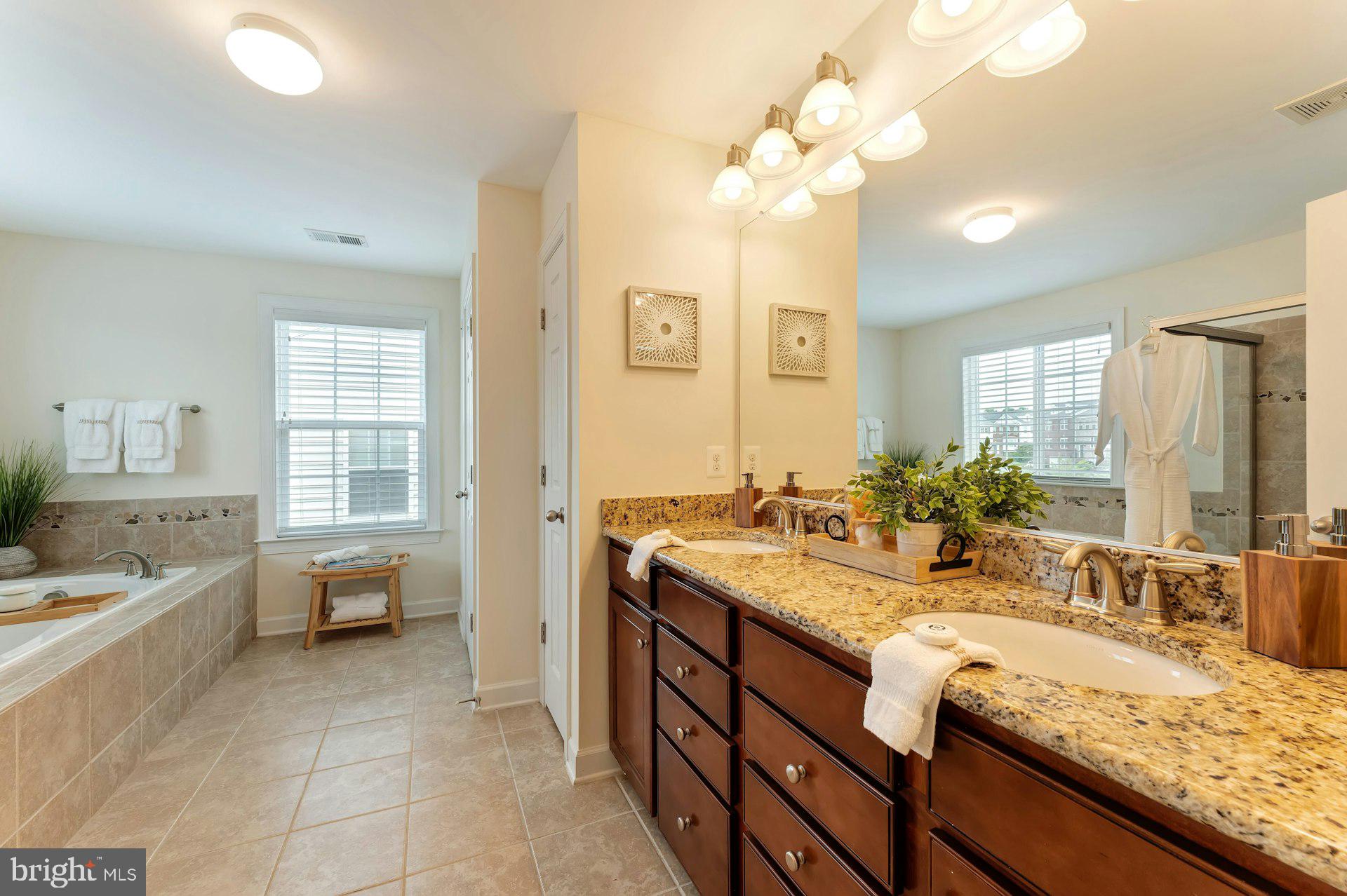 41706 Deer Grass Ter