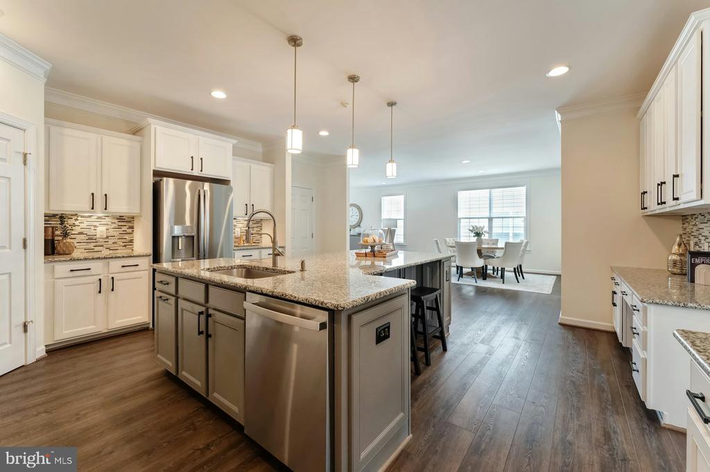 41706 Deer Grass Ter