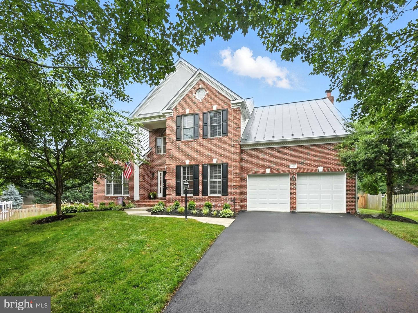 638 Meade Dr SW