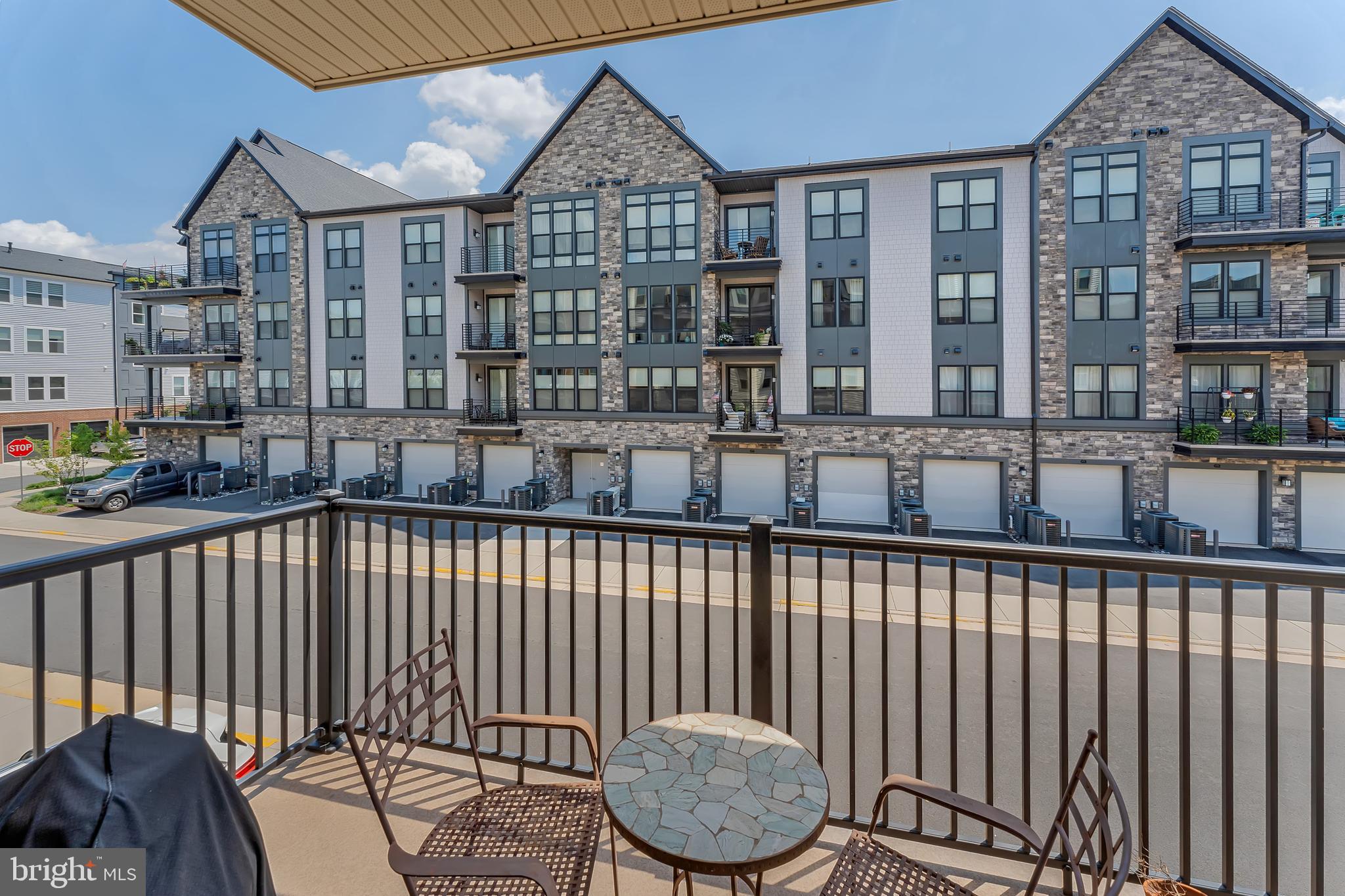 23630 Havelock Walk Ter #205
