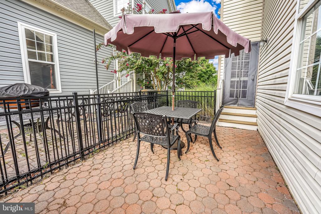 24990 MINERAL SPRINGS CIR