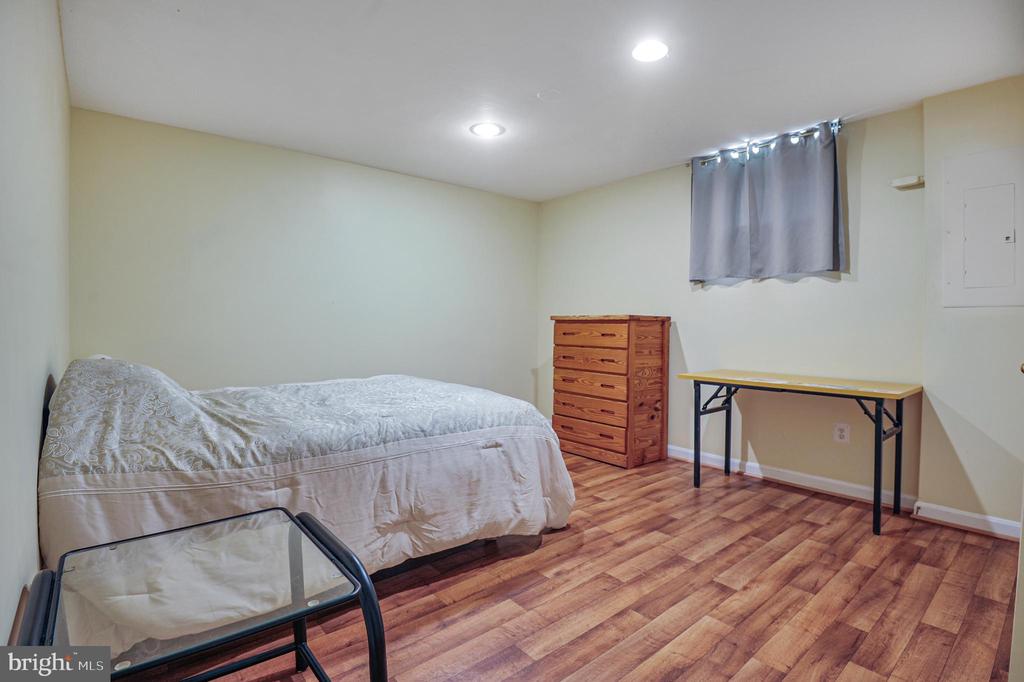 20874 Yellowbloom Ct