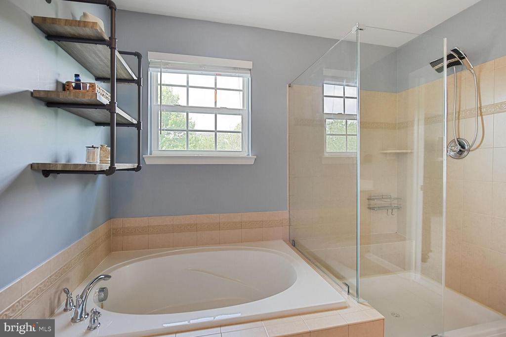 42240 Palm Cove Ct